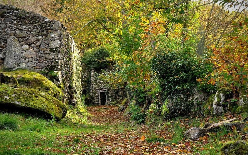 Sequeiros de Pena Folenche, Spain